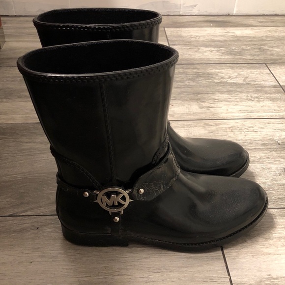 Michael Kors Rain Boots - Picture 3 of 5